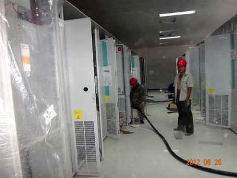 點擊查看詳細信息<br>標題：設備安裝  閱讀次數(shù)：2442